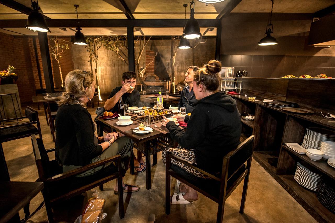 Bbq Hub Ella Hotel Екстериор снимка