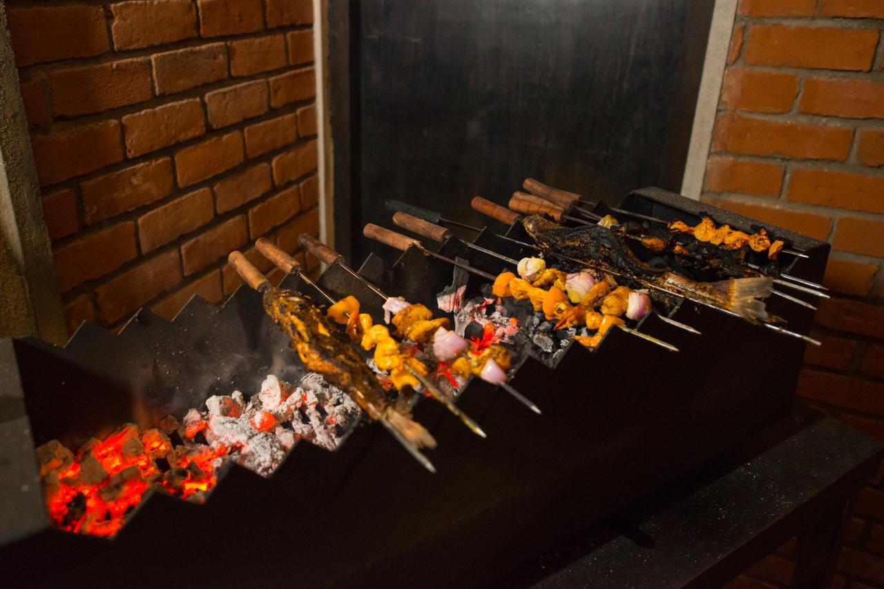 Bbq Hub Ella Hotel Екстериор снимка
